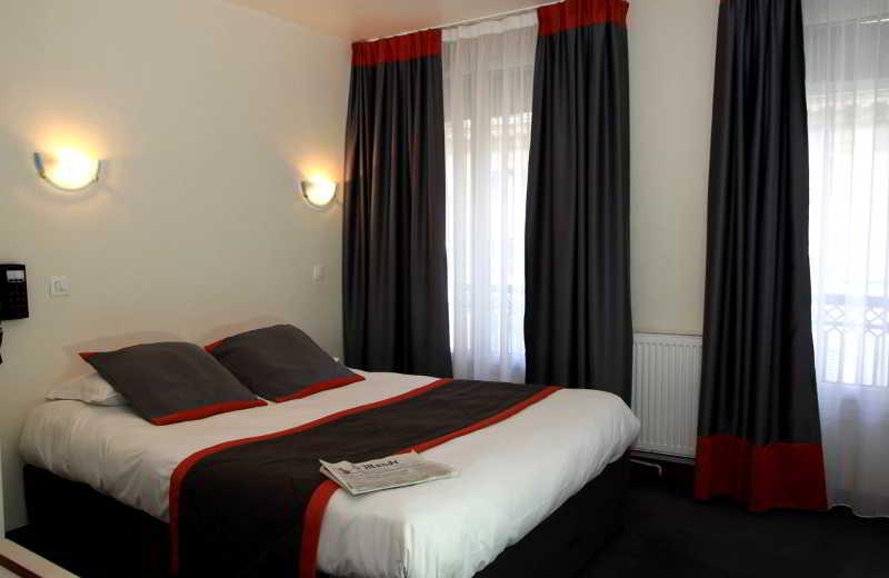 Hotel Eden Opera Париж Стая снимка